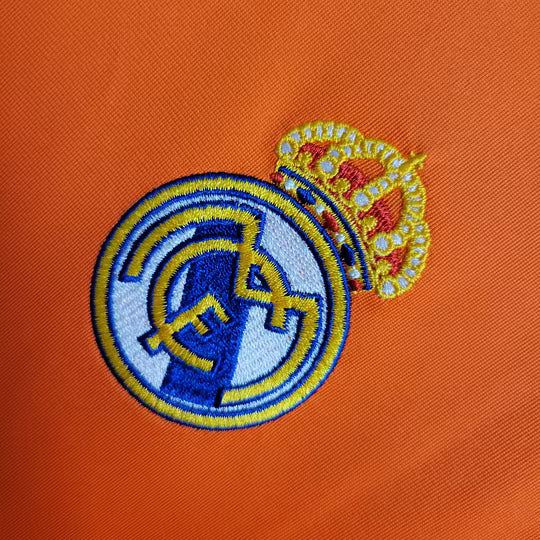 Real Madrid Retro Long Sleeve Third Jersey 2013/14 – Classic Football Shirt