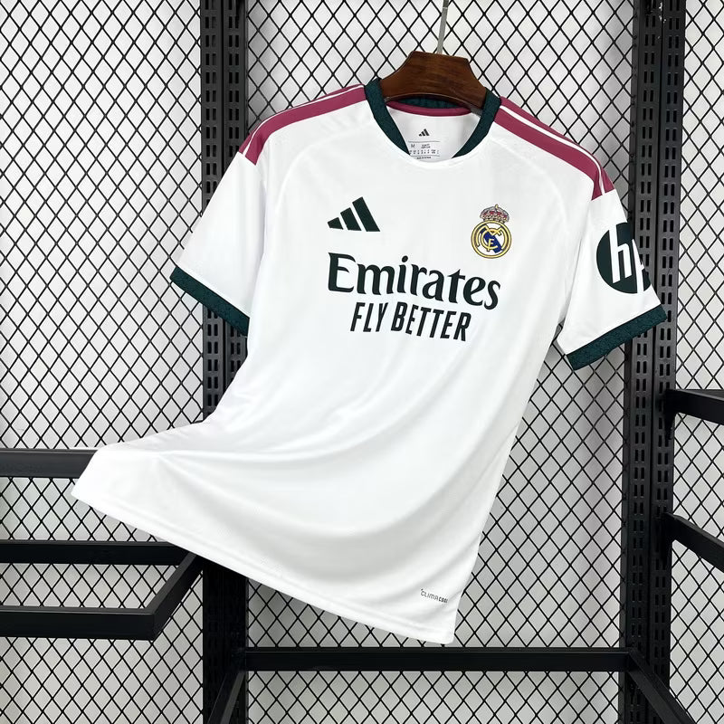 Real Madrid Home Jersey 2026/27 – Official Style Football Shirt