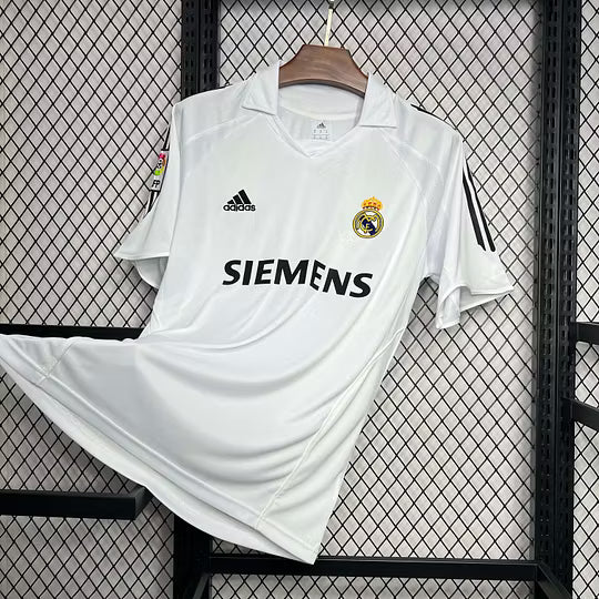Real Madrid Retro Home Jersey 2005/06 – Classic Football Shirt