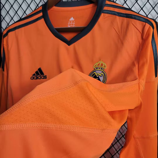 Real Madrid Retro Long Sleeve Third Jersey 2013/14 – Classic Football Shirt